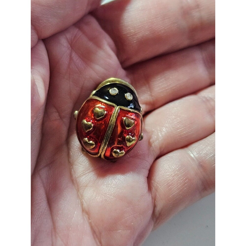 Avon vintage gold tone love bug pin red heart